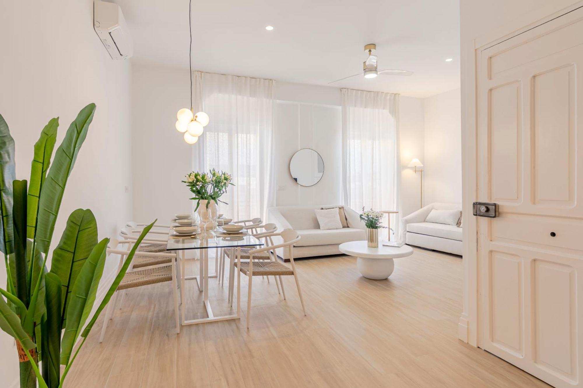 Isg Apartments Faustino 45 Seville Exterior photo