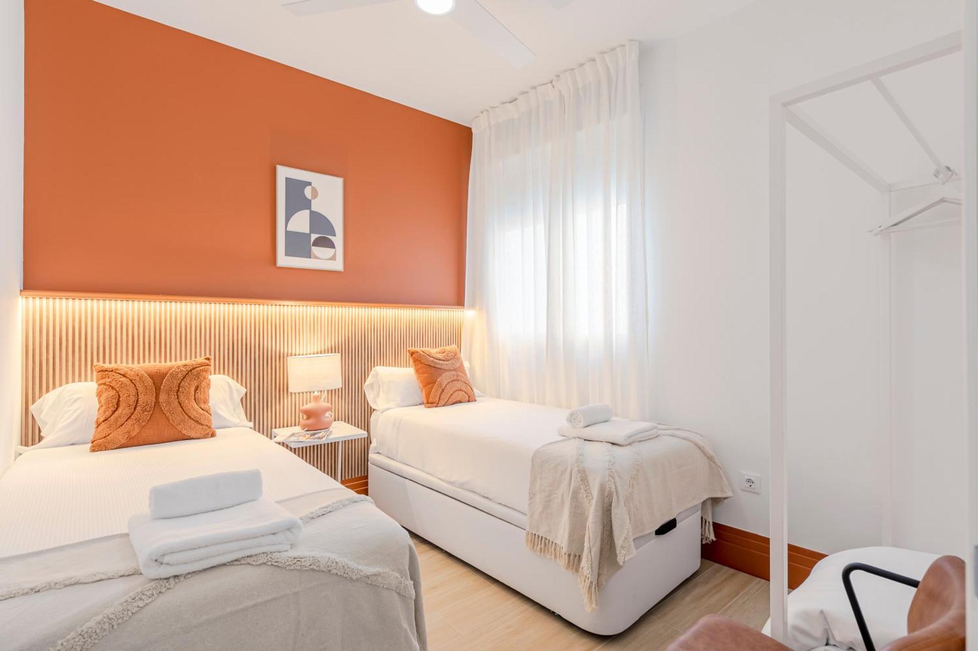 Isg Apartments Faustino 45 Seville Exterior photo
