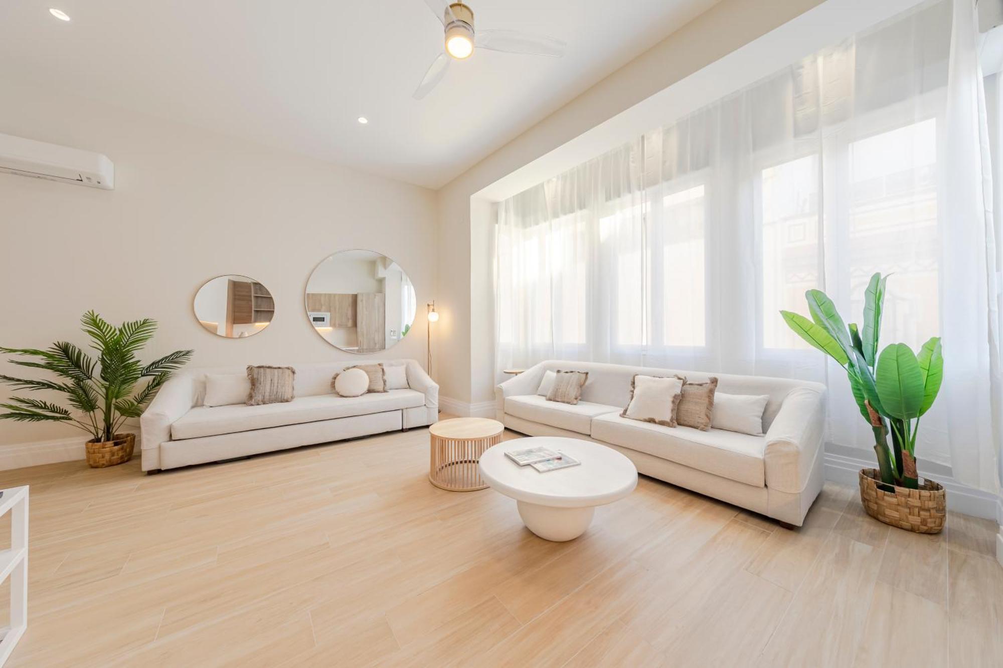 Isg Apartments Faustino 45 Seville Exterior photo